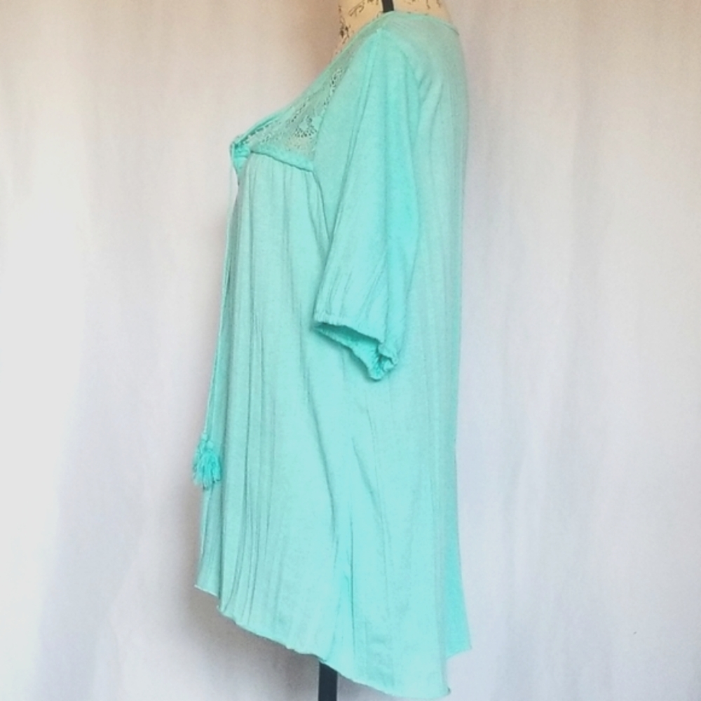 French Laundry Flowy Mint Green Top with lace front, size XL - Picture 2 of 8